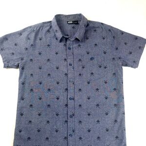 OFFICIAL MEN’S STAR WARS DARTH VADER & LIGHTSABER SHORT SLEEVE BUTTON DOWN SZ L
